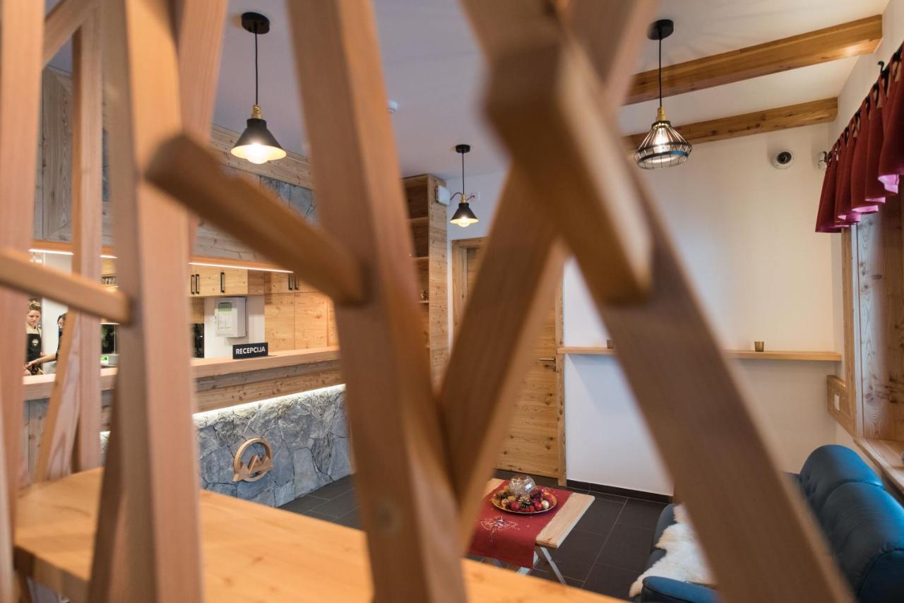 Guesthouse Lajnar Zgornja Sorica Buitenkant foto