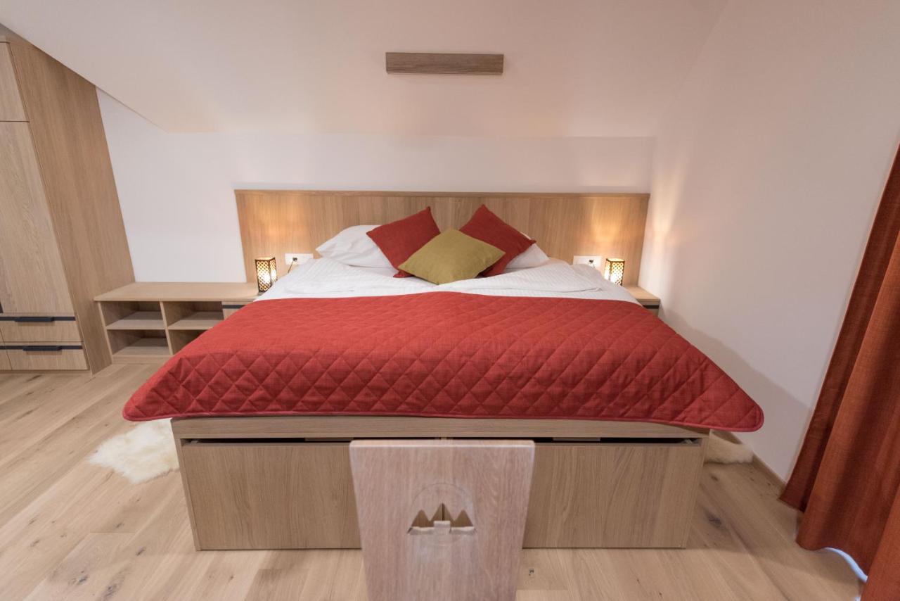 Guesthouse Lajnar Zgornja Sorica Buitenkant foto