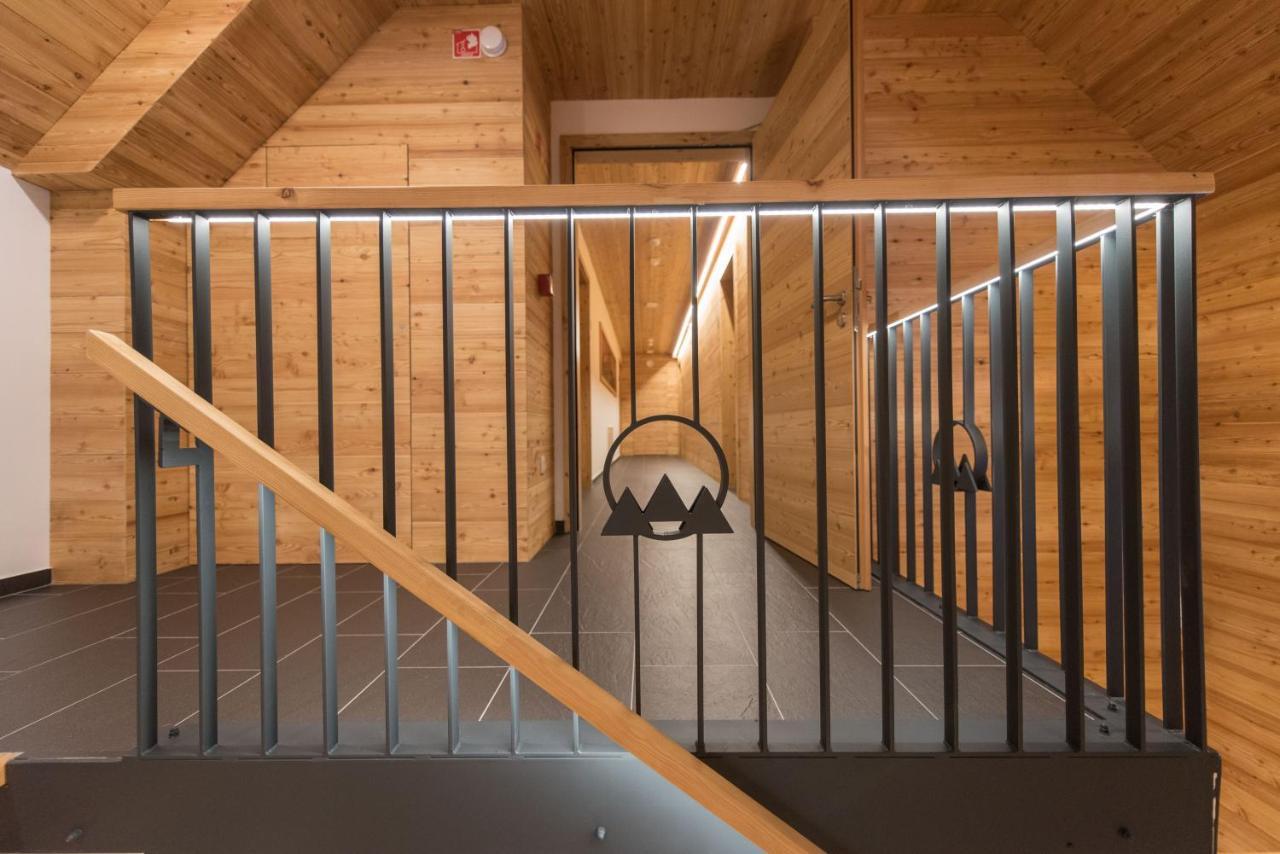 Guesthouse Lajnar Zgornja Sorica Buitenkant foto